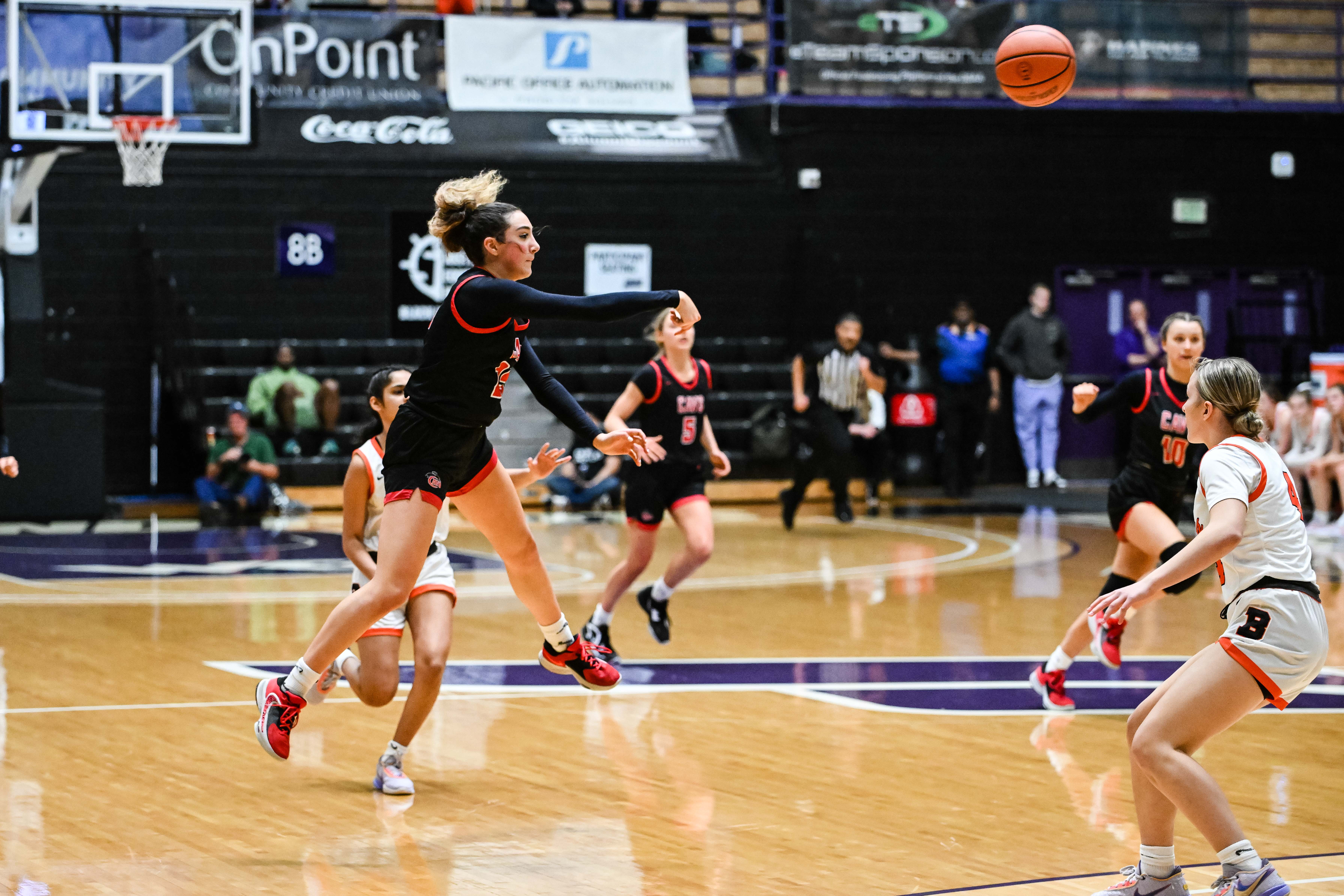 Clackamas Beaverton 6A Oregon girls basketball quarterfinal Naji Saker 1 -87